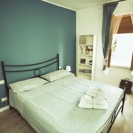 La Finestra Sul Cortile Bed & Breakfast Atri