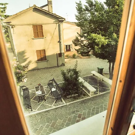 La Finestra Sul Cortile Atri