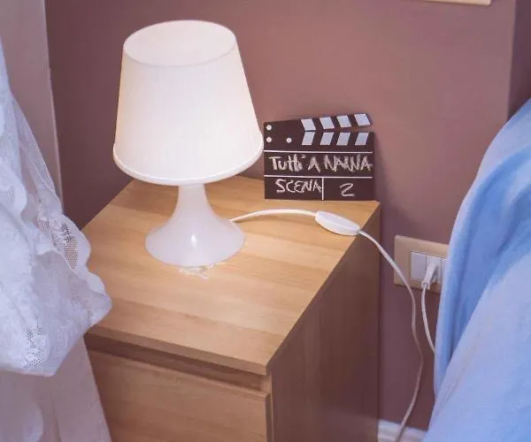 Bed & Breakfast La Finestra Sul Cortile 3*