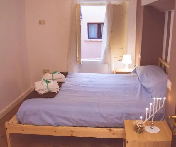 La Finestra Sul Cortile Bed & Breakfast